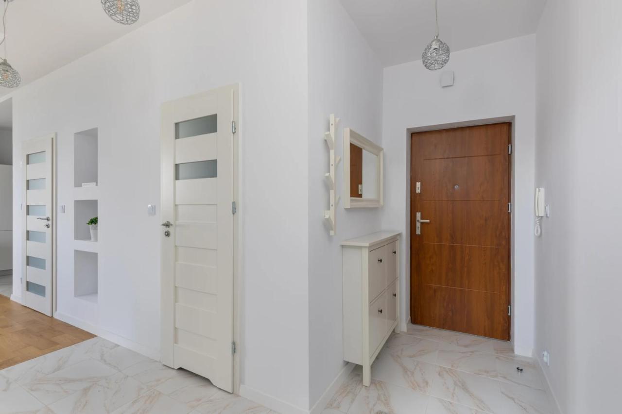 Przestronny Apartament Z Widokiem Na Miasto W Warszawie Warszawa Eksteriør billede
